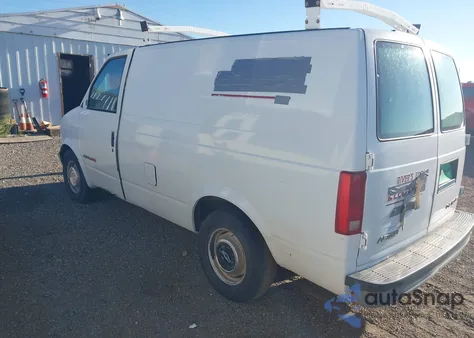 1998 Chevrolet Astro from USA, damaged, VIN 1GCDL19W4WB118622